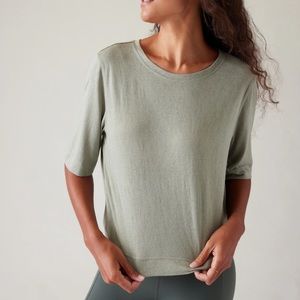 Athleta easy breeze serene top